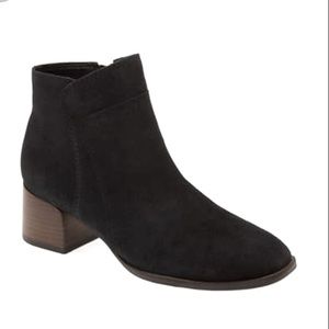 Lucky Brand Black Suede Block Heel Leather Chelsea Bootie 5.5 New!